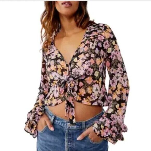 Free People Small Open Maybel Chiffon Blouse in Black Combo Floral - Picture 2 of 4